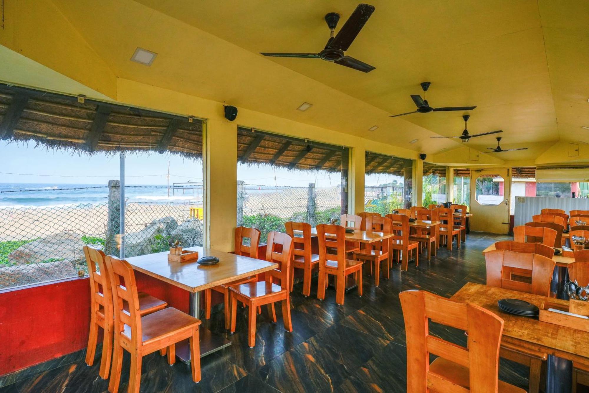 Shore Front Resort فيساخاباتنام المظهر الخارجي الصورة