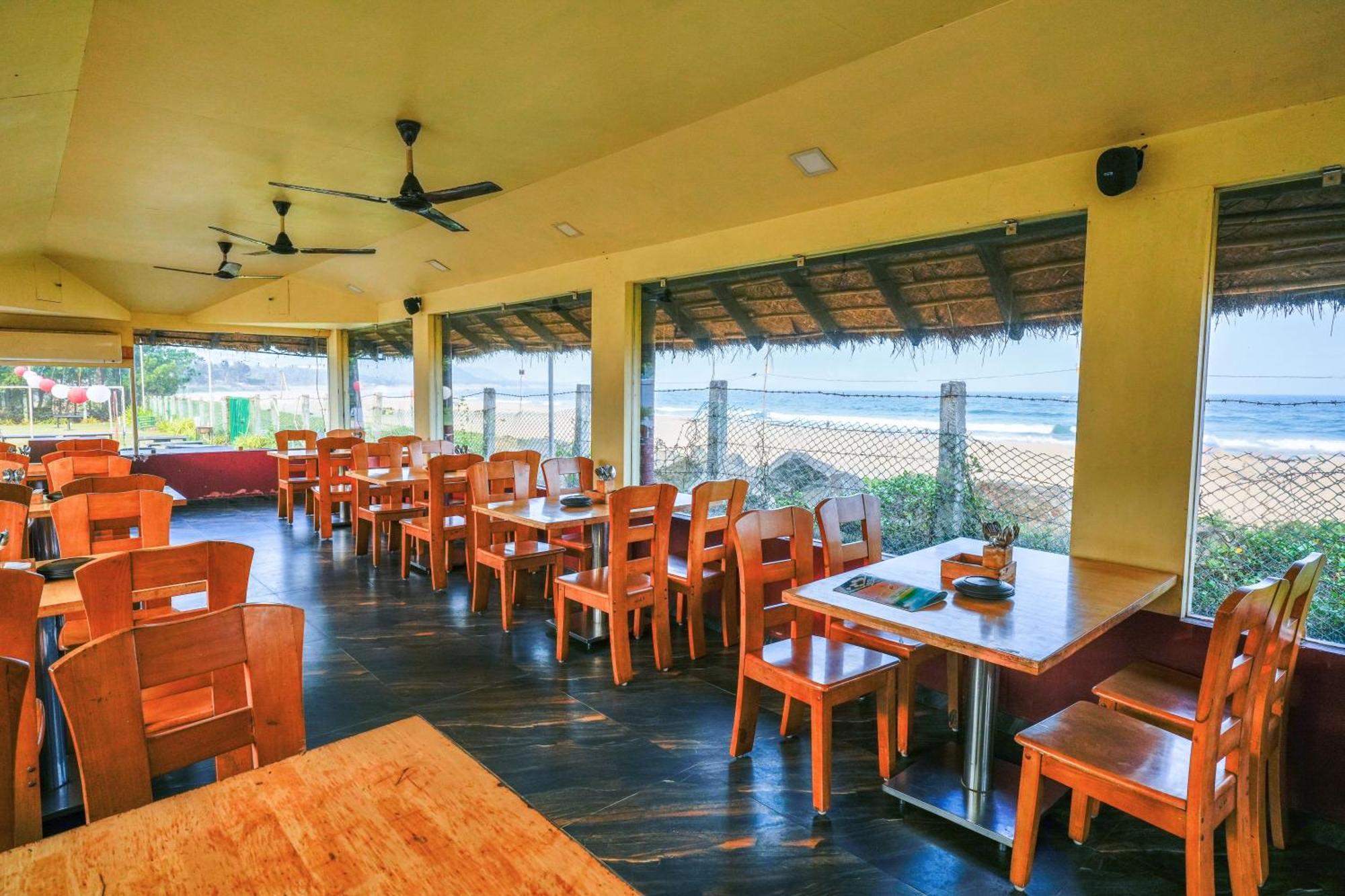 Shore Front Resort فيساخاباتنام المظهر الخارجي الصورة