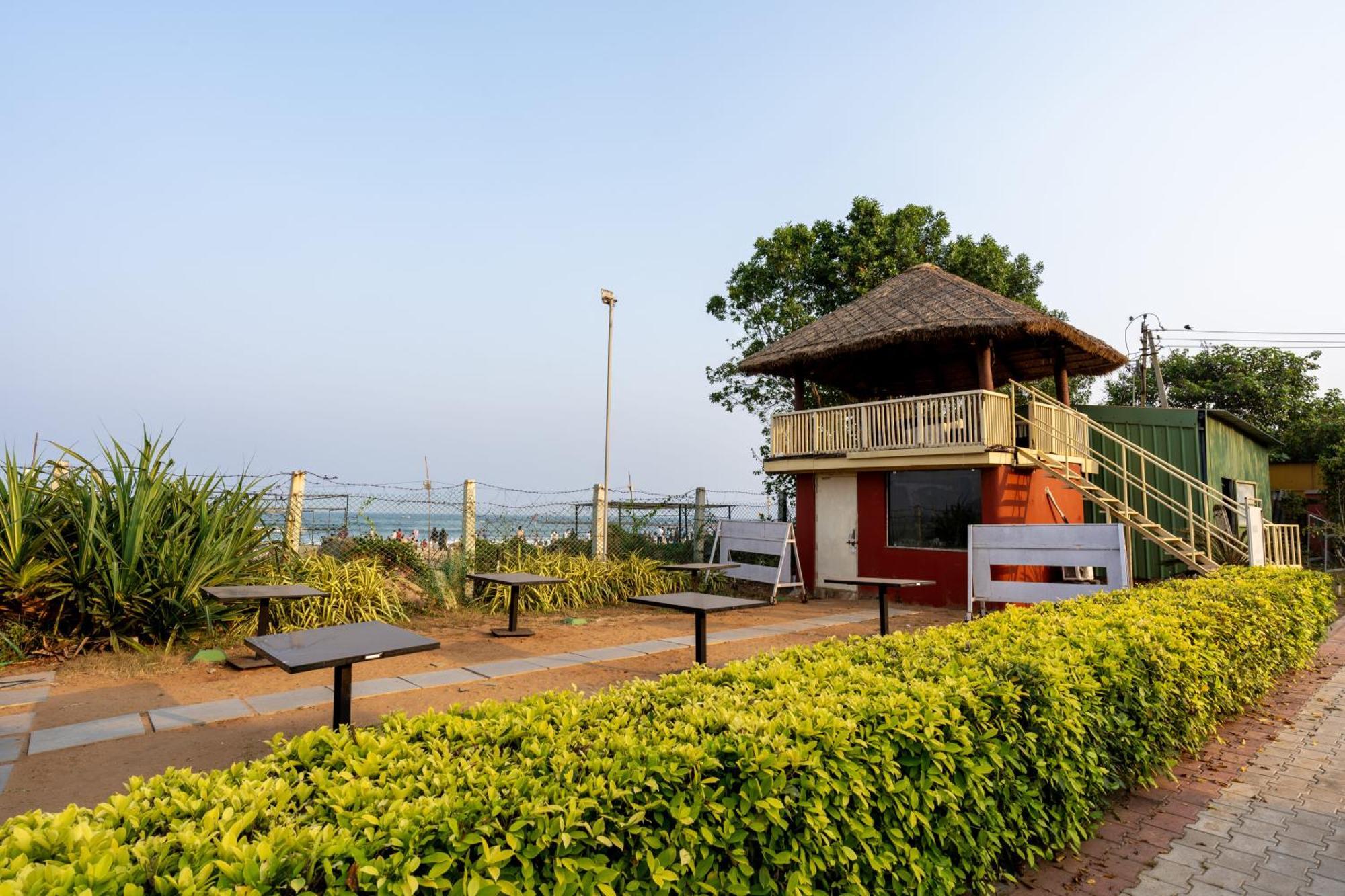 Shore Front Resort فيساخاباتنام المظهر الخارجي الصورة