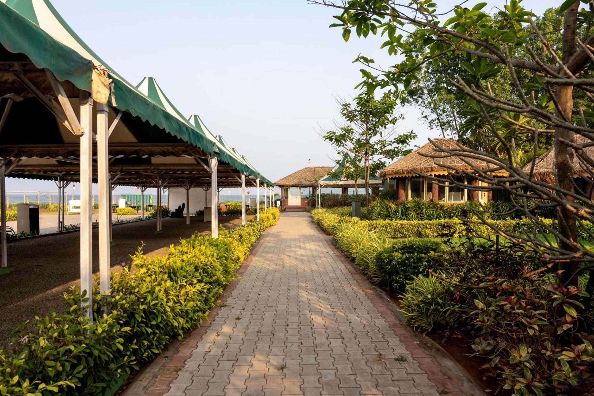 Shore Front Resort فيساخاباتنام المظهر الخارجي الصورة